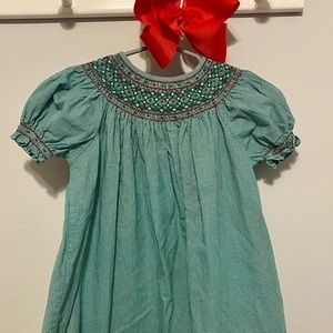 Girls Smocked Christmas Dress Sz 24m